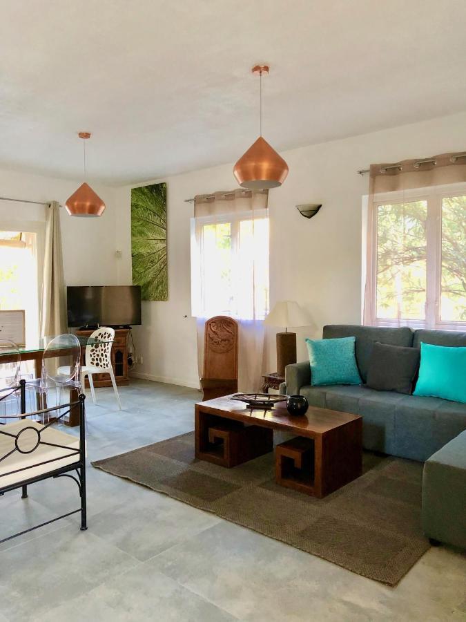 Flic-en-Flacq Beachfront Villa In A Beautiful And Secured Complex מראה חיצוני תמונה